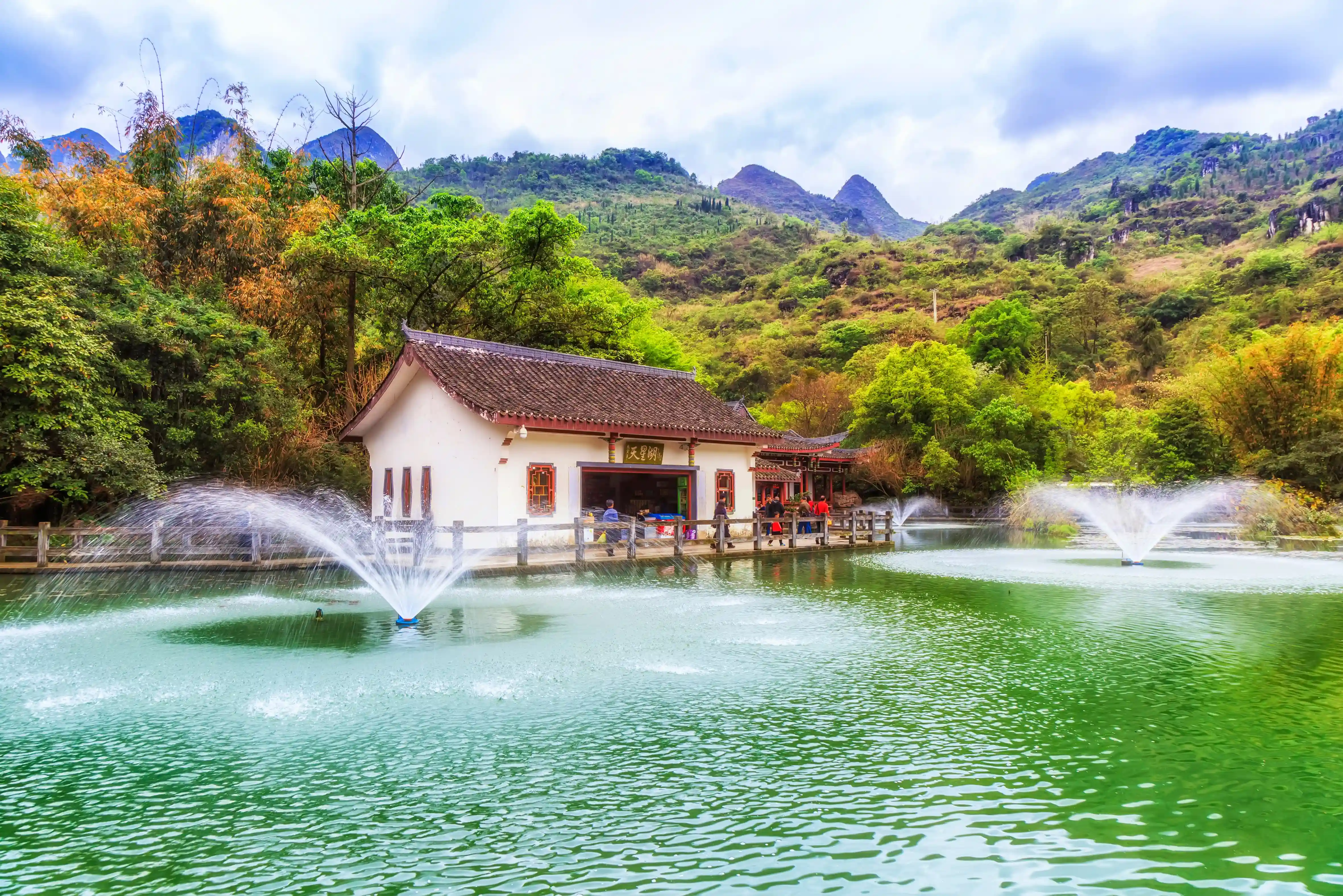 Places to stay in cherrapunji